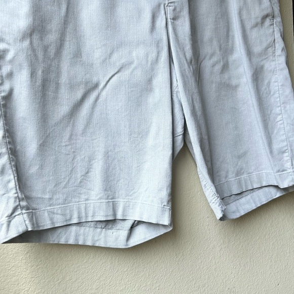 Lululemon Commission Short Qwick Oxford 11" *Relaxed White / Black Sz 36 - Picture 8 of 16